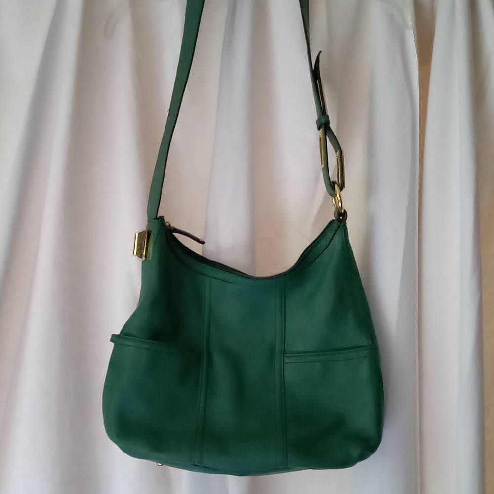 Tignanello leather hobo / shoulder bag / purse with adjustable strap